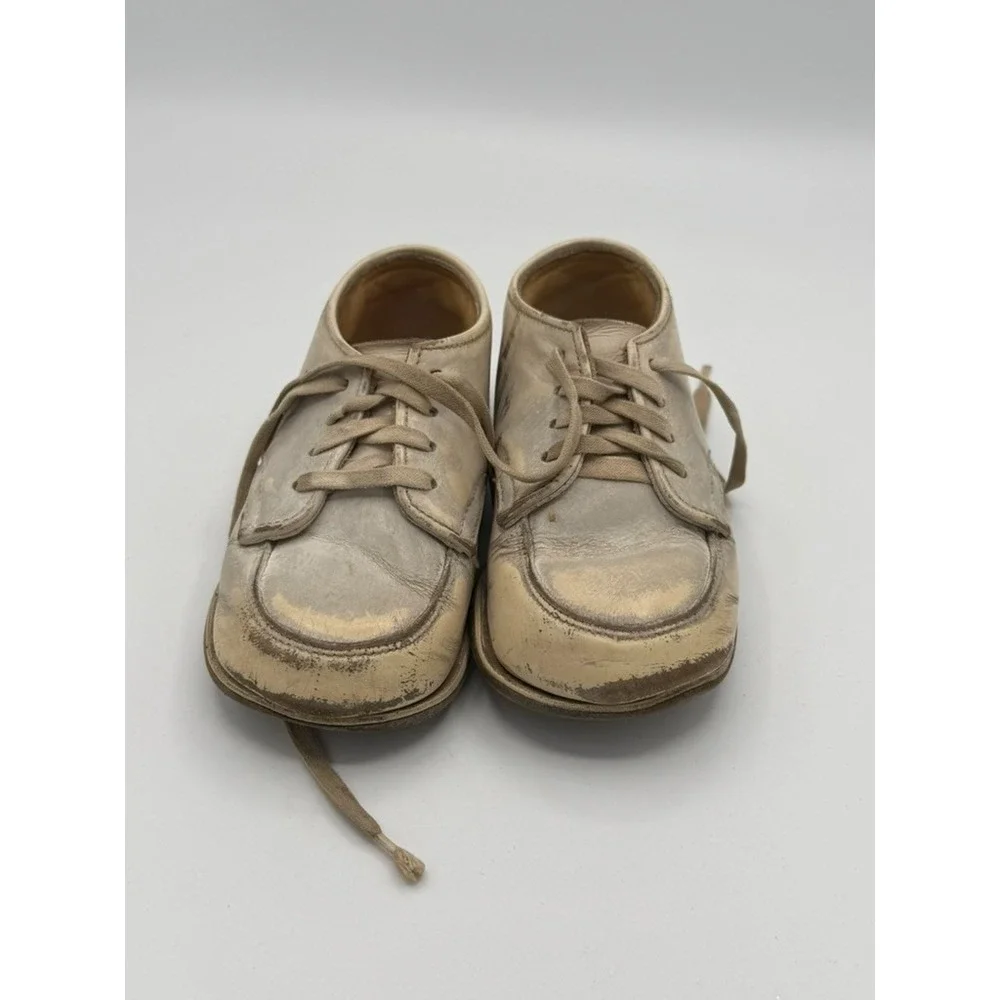 Vintage Toddler Leather Shoes White Lace Up USA Made Size 5? Distressed Patina